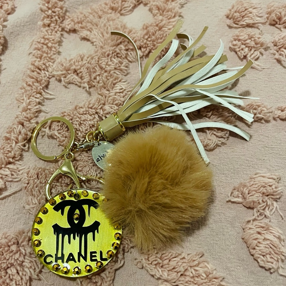 Beautiful Bag Charm/Key Chain with puff, Handcrafted NEW
6” long resin sealed